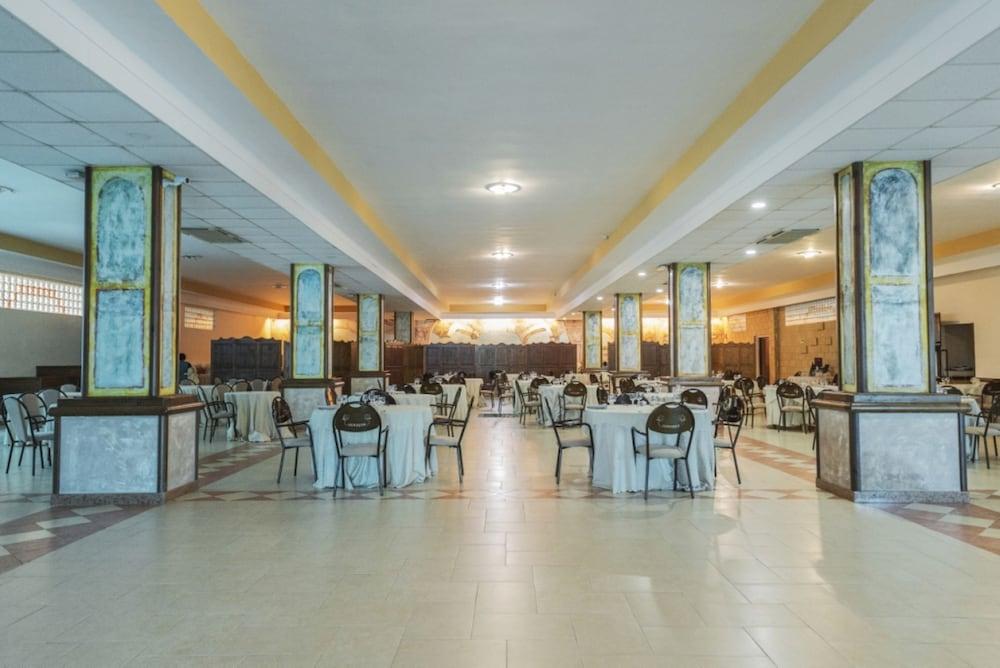 Hotel Bizantino Massafra Kültér fotó